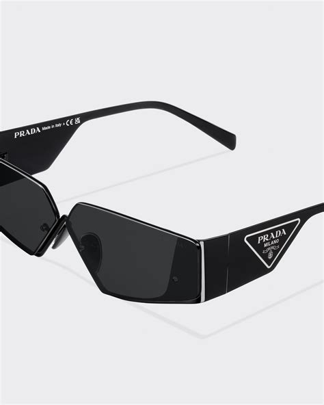 prada aonnenbrille|Prada.